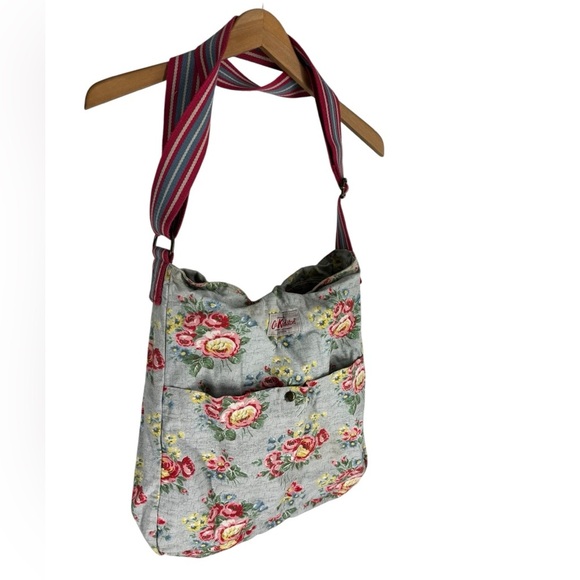 Cath Kidston floral tote with extendable strap can crossbody. - Picture 1 of 6